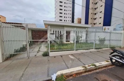 Casa com 4 quartos para alugar no Centro, São Carlos 
