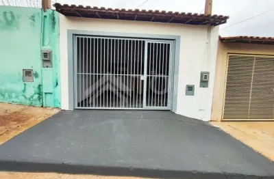 Casa padrao com 2 dormitorios e 2 vagas para alugar em sao carlos