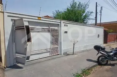 Casa com 3 quartos para alugar na Cidade Jardim, São Carlos 