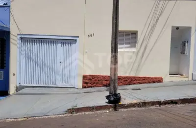 Casa com 2 quartos para alugar no Centro, São Carlos 