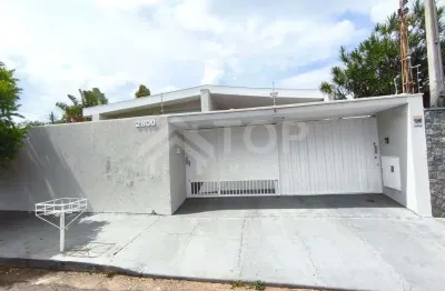 Casa com 3 quartos para alugar no Centro, São Carlos 