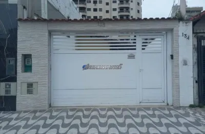 Linda casa - localizada no bairro aviação - 100 metros da praia
