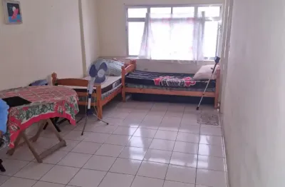 Linda kit pronta para morar á 100 metros da praia. bairro aviação