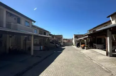 Casa em condomínio fechado com 3 quartos à venda na Rua Epaminondas Santos, 2572, Bairro Alto, Curitiba
