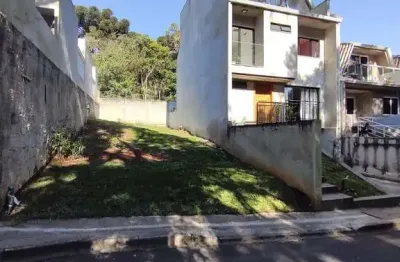 Terreno à venda em condomínio fechado no centro de piraquara