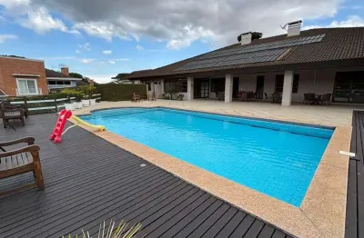 Terreno com 1.156 m² em condomínio fechado em colombo