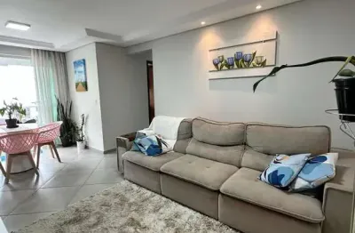 Apartamento à venda no bacacheri com 3 quartos, suíte e mobiliado.