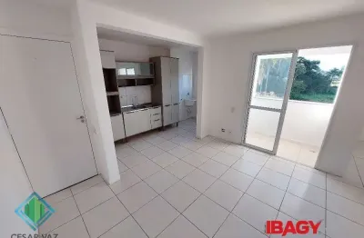 Apartamento com 2 quartos à venda na rua josé cosme pamplona, 2208, bela vista, palhoça, 50 m2 por r$ 250.000