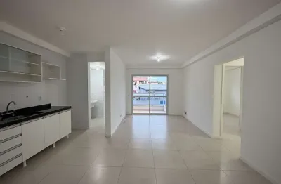 Apartamento com 2 quartos à venda na rua santos saraiva, 1746, estreito, florianópolis, 75 m2 por r$ 698.000