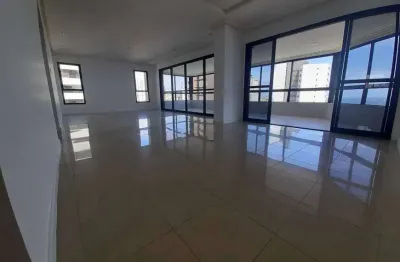 Apartamento com 4 quartos à venda na Rua Doutor Américo Silva, Barra, Salvador