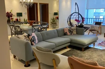 Lindo apartamento no melhor da graça 4/4 totalmente reformado