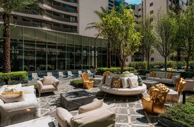 Apartamento de luxo com 150 metros² , condomínio com decoração da grife versace