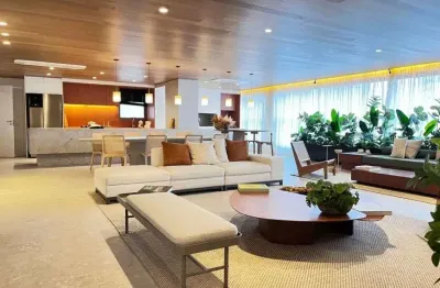 Apto de 180 m² com 3 suítes, amplo living | elevador com hall privativo e quadra de tennis