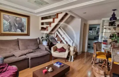 Viva com conforto e elegância no coração de teresópolis: casa com 3 suítes em condomínio codigo: 61730