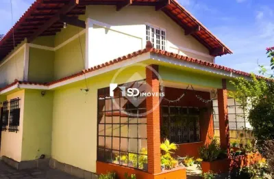 Casa com 4 quartos à venda na Rua Roberto Rosa, 646, Tijuca, Teresópolis