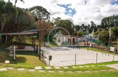 Pousada montada com área de 5.200m2 próxima ao centro, com 9 suítes mobiliadas. codigo: 69889
