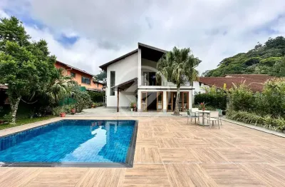 Casa com 5 suítes à venda, 460 m² por r$ 3.000.000 - comary - teresópolis/rj codigo: 72057