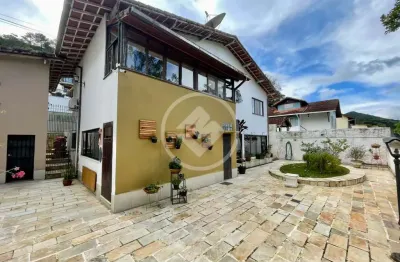 Casa com 3 quartos à venda na Rua Carlos Guinle, 810, Carlos Guinle, Teresópolis