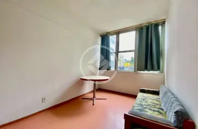 Quarto e sala com excelente localização, 25m2, várzea em teresópolis-rj. codigo: 151115