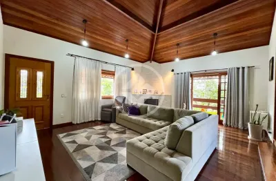 Casa exclusiva tem condomínio fechado, 4 quartos, 232m²,  quebra frascos, teresópolis/rj codigo: 106581