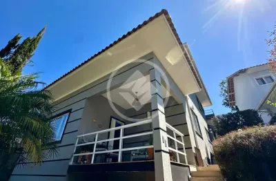 Casa em condomínio com 4 quartos e 260m² à venda por r$1.200.000,00 - cascata do imbuí - teresópolis - rj codigo: 143023