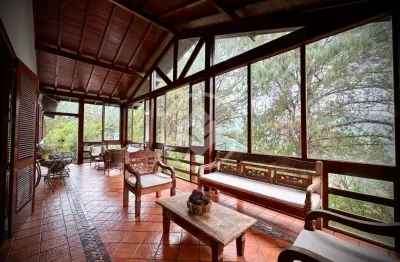 Refúgio exclusivo na serra para quem quer mais do que apenas uma casa. codigo: 116189