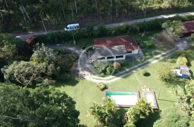 Propriedade espetacuar de 10.000m2 a alguns passos do hotel le canton codigo: 125072