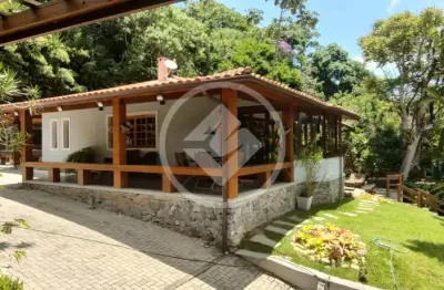 Maravilhosa casa linear disponível para venda. codigo: 98244