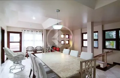 Casa em condomínio com 580 m² , com 4 suítes, no bairro iúcas. teresópolis / rj codigo: 157305