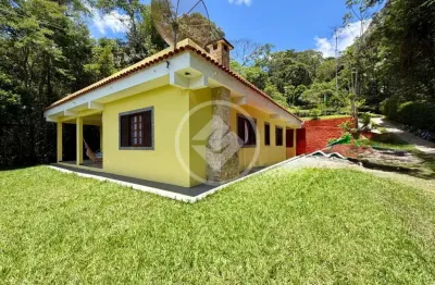 Casa à venda PORTEIRA FECHADA em condomínio, 3 quartos, sendo 2 suítes, Três Córregos - Teresópolis/RJ codigo: 160498