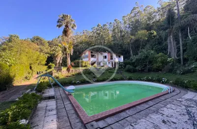 Sítio à venda, 6 quartos, 3 suítes, 6 vagas, holiday - teresópolis/rj codigo: 147880