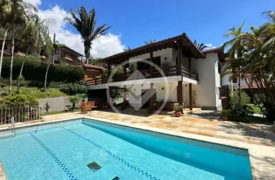 Casa exclusiva com 6 quartos e 494m² à venda no Comary - Teresópolis/Rj codigo: 267856