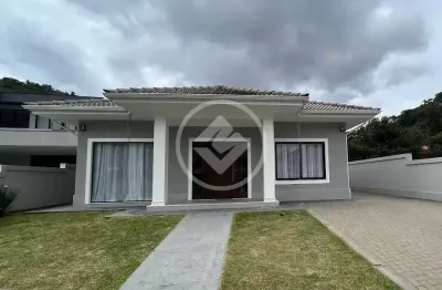 Casa linear mobiliada para locação, 3 suítes, R$ 6.500,00 Albuquerque - Teresópolis/RJ codigo: 274553