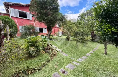 Casa à venda, 142 m2 de área construída, com 4 quartos, sendo 2 suítes, no bairro de Iucas- Teresópolis - RJ. codigo: 278201