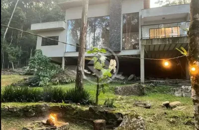 Casa de 2 quartos, no bairro Quebra Frascos, em Teresópolis codigo: 283586