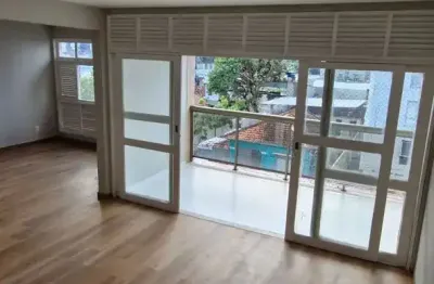 Apartamento para venda possui 150 metros com 3 quartos sendo 1 suíte com 2 vgs - na madalena - recife - pe