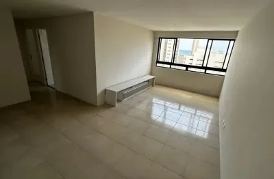 Apartamento para venda possui 81 metros com 3 quartos sendo 1 suíte com 2 vgs em boa viagem - recife - pe
