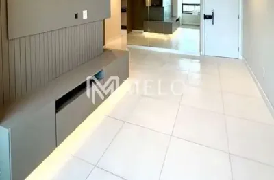 Aluguel madaelna com 3qts., 1suite, 2vagas, 64m2 com móveis fixos