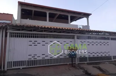 Vendo excelente casa de 3 quartos, sobrado em candangolândia
