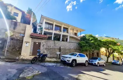 Casa com 4 quartos à venda no Centro, Poços de Caldas 