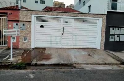 Casa com 2 quartos à venda no Village São Luiz, Poços de Caldas 