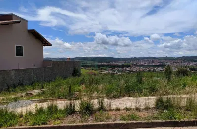 Terreno à venda no Loteamento Residencial Tiradentes, Poços de Caldas 