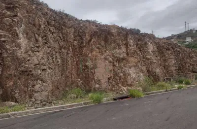 Terreno à venda no Jardim Bandeirantes, Poços de Caldas 