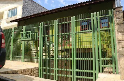 Casa com 3 quartos à venda no santa lúcia, poços de caldas , 387 m2 por r$ 920.000