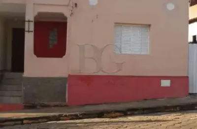 Casa com 4 quartos à venda no Centro, Guapé 