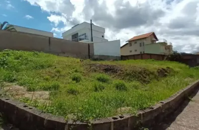 Terreno à venda no Jardim Europa, Poços de Caldas 