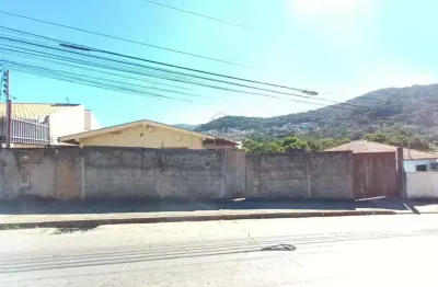 Casa com 2 quartos à venda no Augusto de Almeida, Poços de Caldas 
