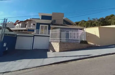 Casa com 3 quartos à venda no Parque Vivaldi Leite Ribeiro, Poços de Caldas 