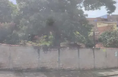 Terreno à venda no Jardim São Paulo, Poços de Caldas 