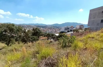 Terreno à venda no Jardim Bandeirantes, Poços de Caldas 